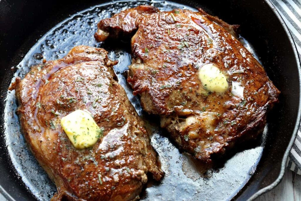 How to Cook a Ribeye Steak in a Cast Iron Skillet