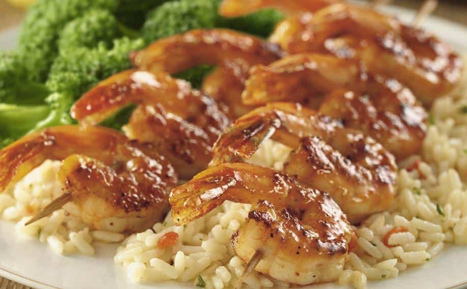 LongHorn Steakhouse's Redrock Grilled Shrimp served with rice