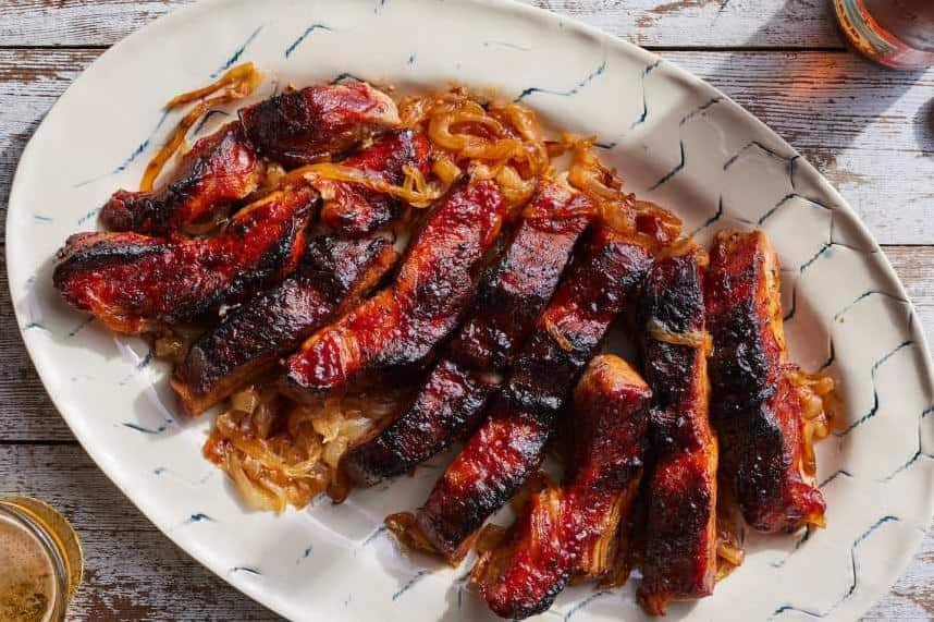  A tender, juicy rack of braised barbecue pork spareribs that's guaranteed to impress.