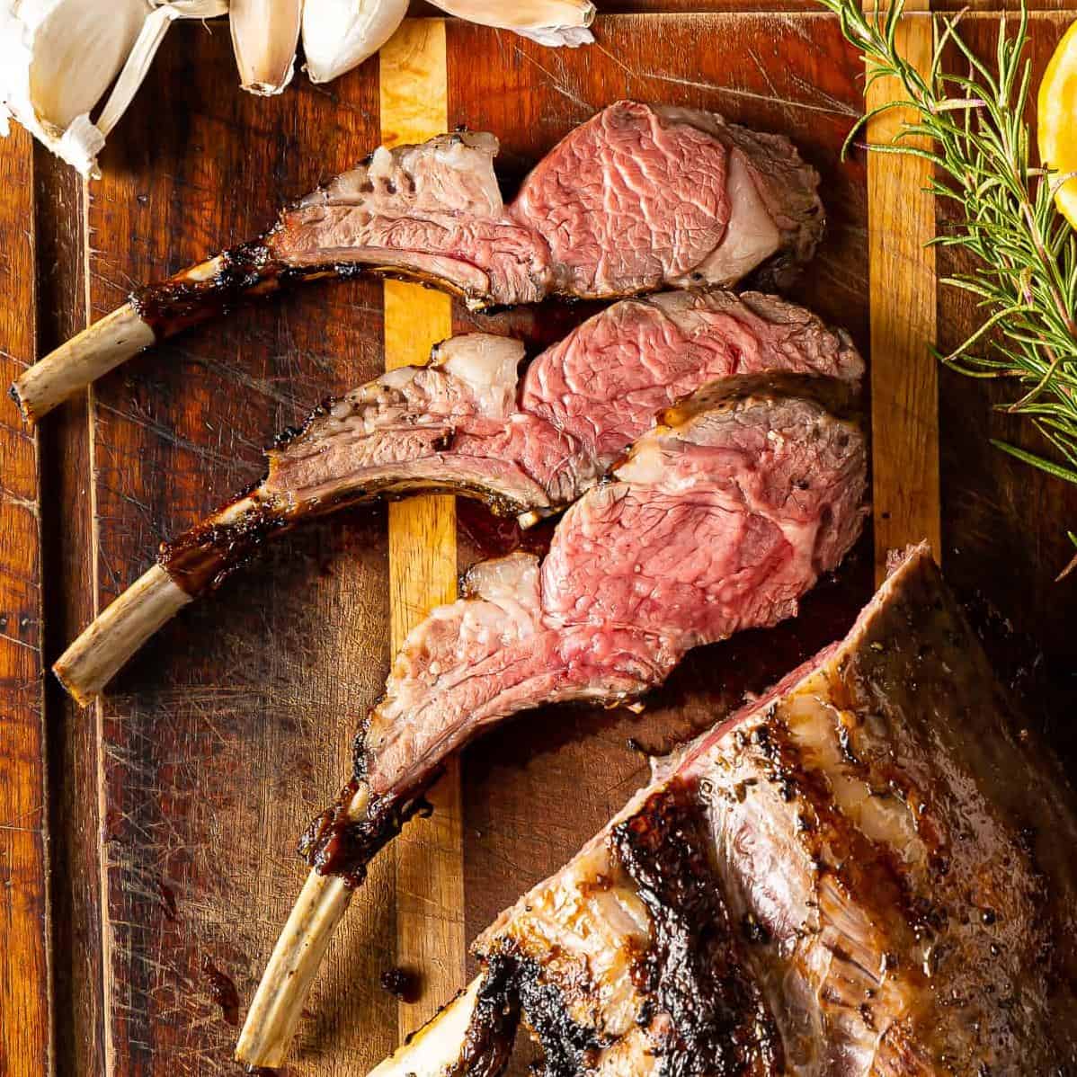  As lamb is a lean meat, grilling it to perfection is a great way to add flavor and texture to it.