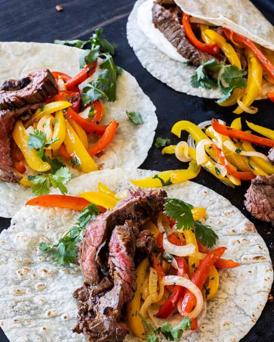  Get ready to feast your eyes and your taste buds on these mouthwatering fajitas!