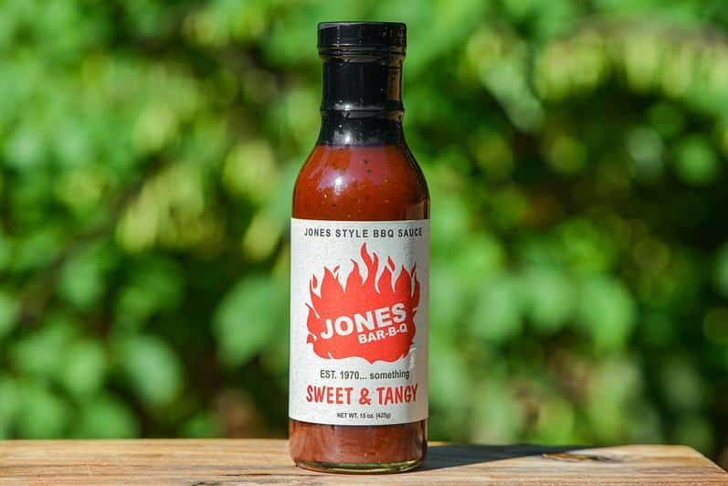 Easy Jones’ Primal BBQ Sauce Recipe for Summer Cookouts