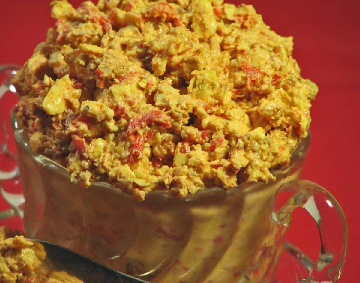  Take your BBQ game to the next level with this flavorful cheese spread.